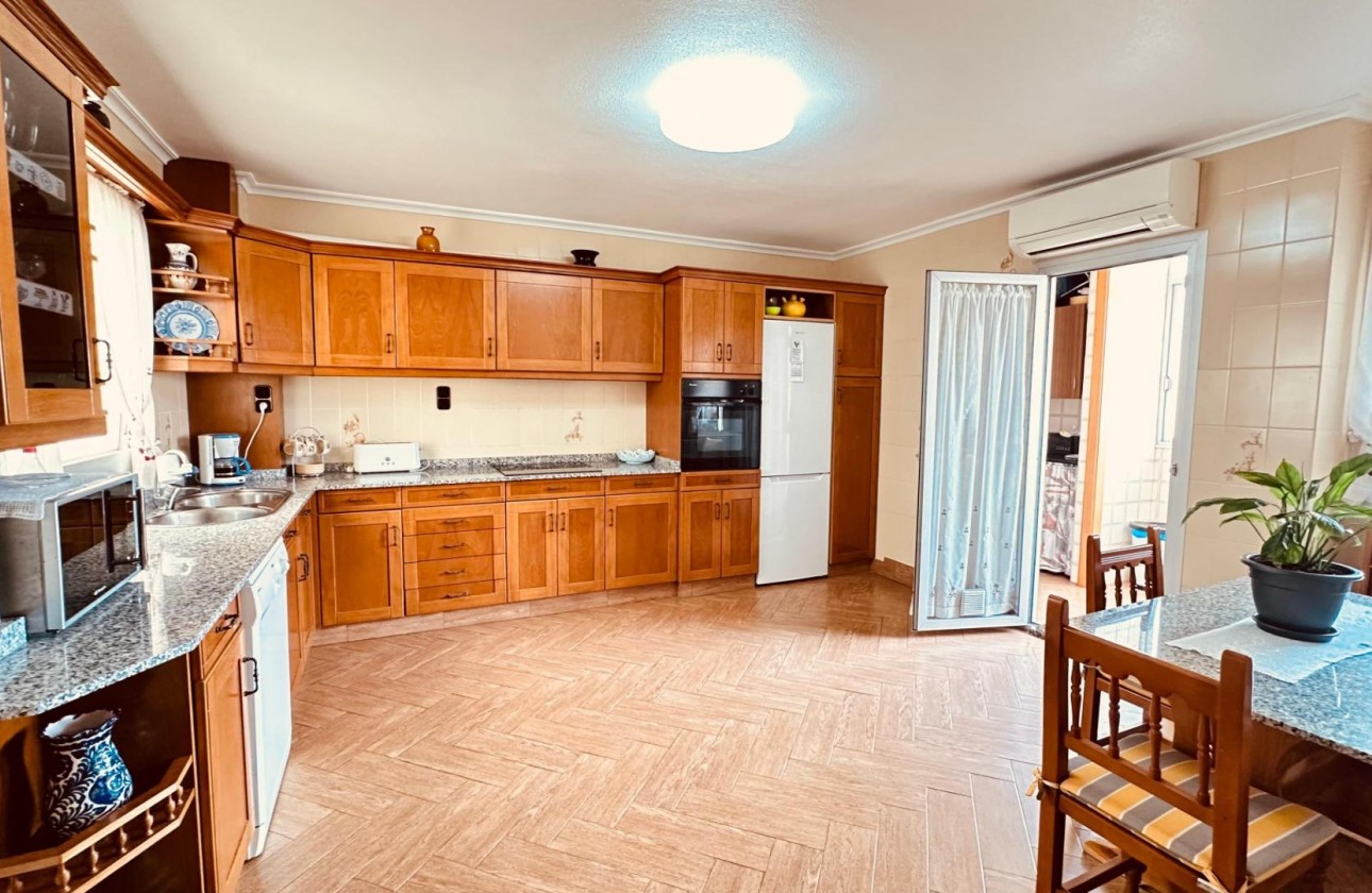 Reventa - Apartamento / piso - Torrevieja - Centro