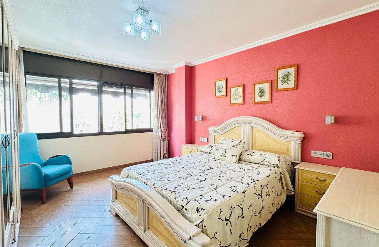 Reventa - Apartamento / piso - Torrevieja - Centro