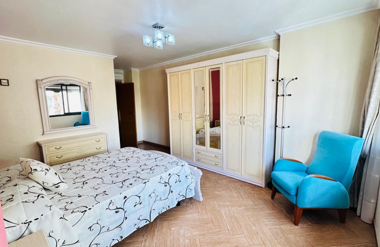 Reventa - Apartamento / piso - Torrevieja - Centro