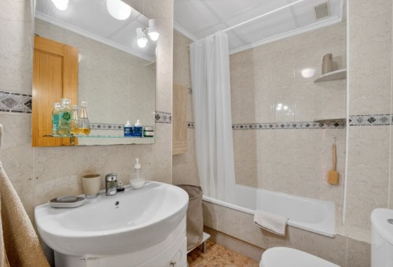 Resale - Apartment / flat - Torrevieja - Costa Blanca