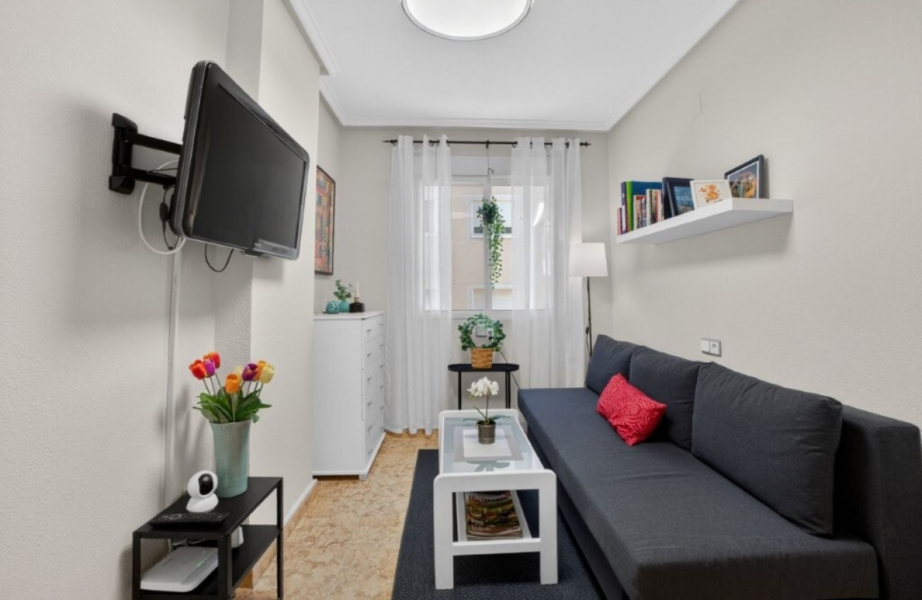 Resale - Apartment / flat - Torrevieja - Costa Blanca