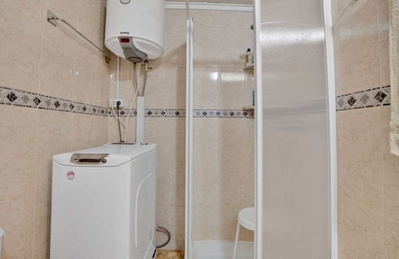 Resale - Apartment / flat - Torrevieja - Costa Blanca