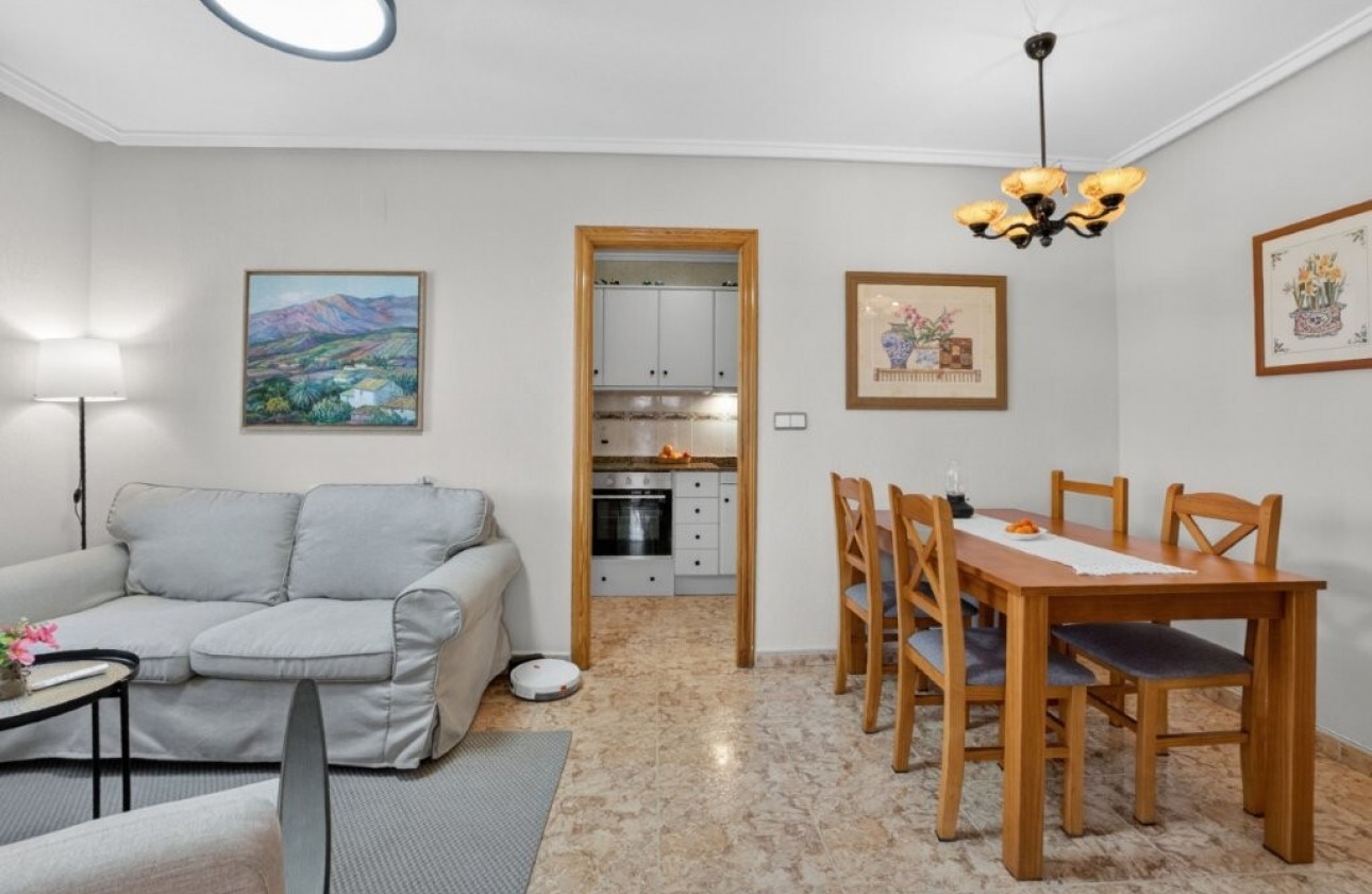 Resale - Apartment / flat - Torrevieja - Costa Blanca
