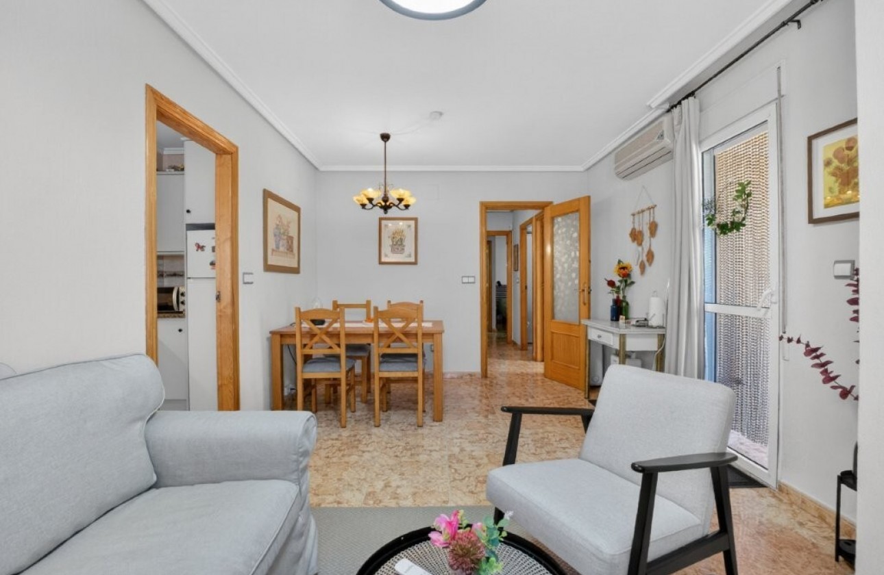 Reventa - Apartamento / piso - Torrevieja - Costa Blanca