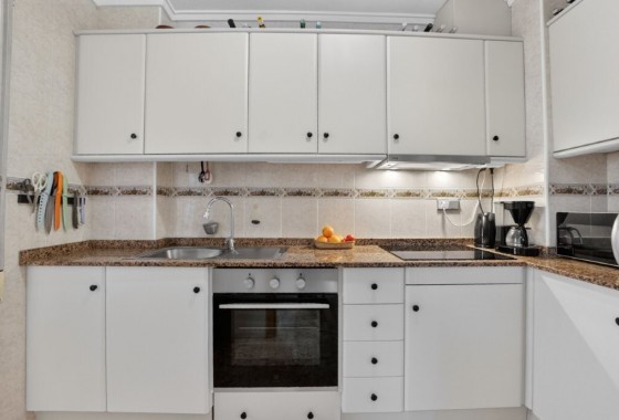 Resale - Apartment / flat - Torrevieja - Costa Blanca