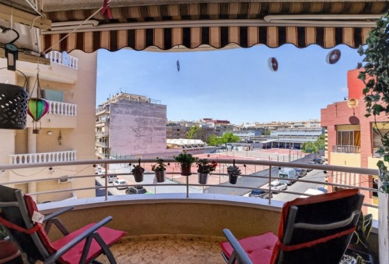 Resale - Apartment / flat - Torrevieja - Costa Blanca