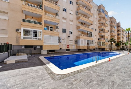 Resale - Apartment / flat - Torrevieja - Costa Blanca