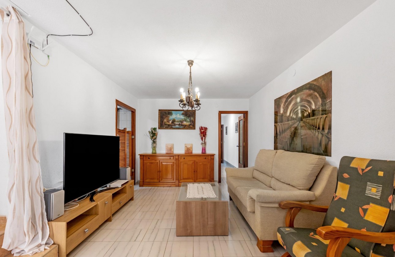 Resale - Bungalow - Torrevieja - Centro