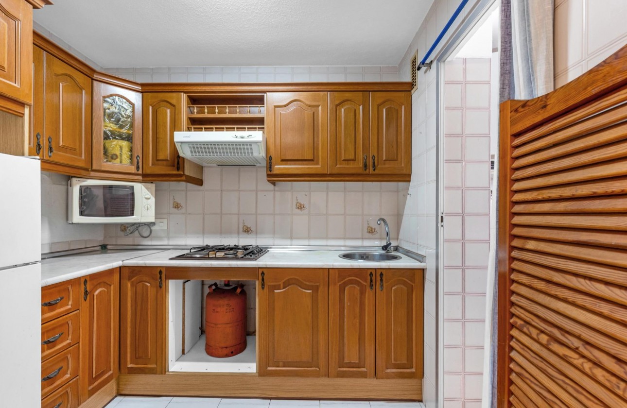 Resale - Bungalow - Torrevieja - Centro