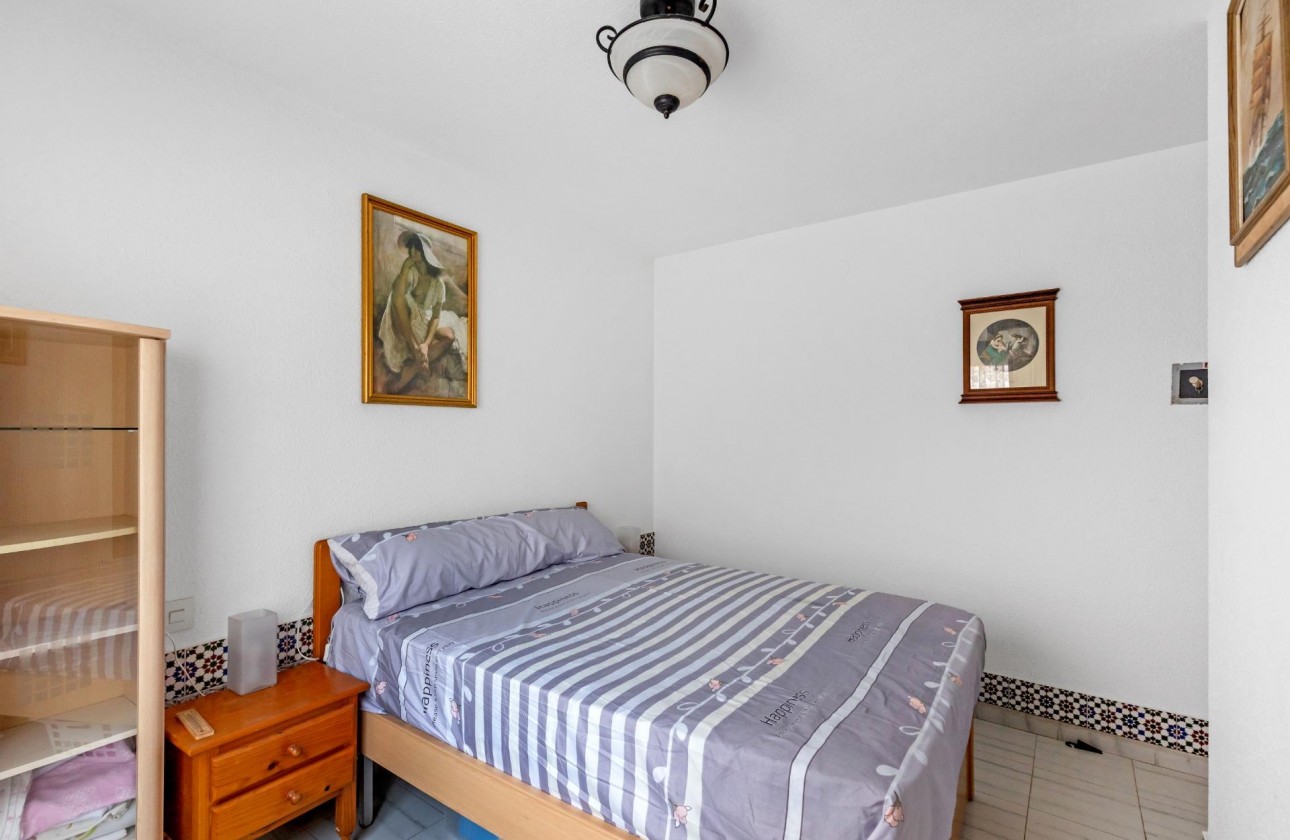 Resale - Bungalow - Torrevieja - Centro