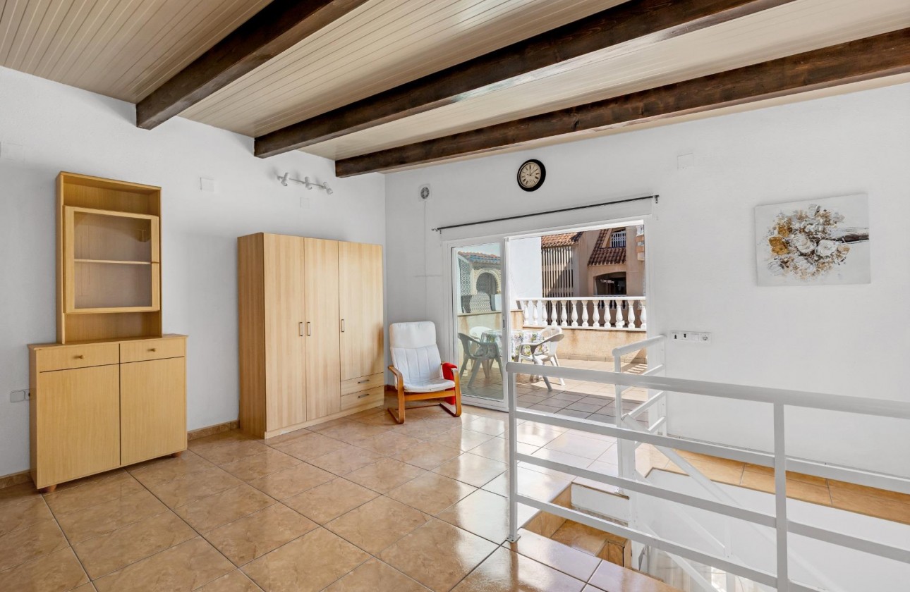 Resale - Bungalow - Torrevieja - Centro