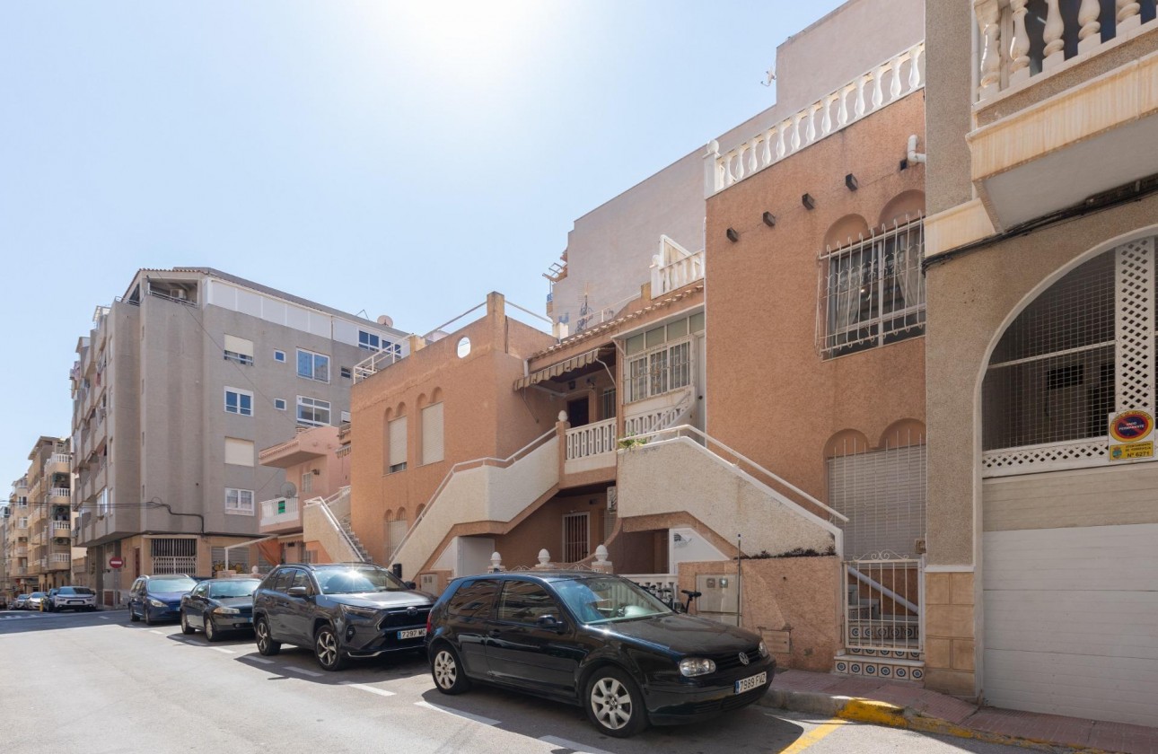 Resale - Bungalow - Torrevieja - Centro
