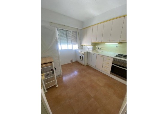Resale - Apartment / flat - Pilar de la Horadada - La Torre de la Horadada