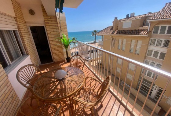 Resale - Apartment / flat - Pilar de la Horadada - La Torre de la Horadada