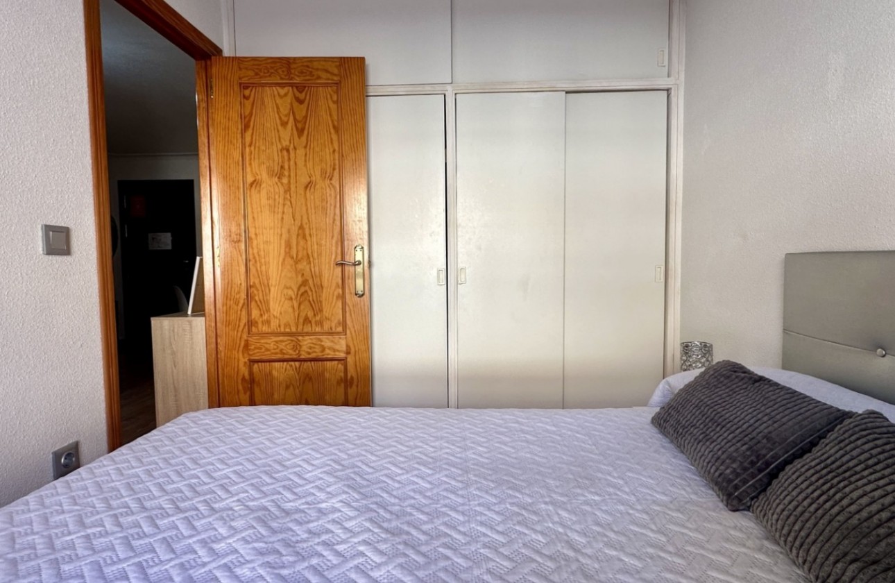 Resale - Apartment / flat - Torrevieja - Costa Blanca
