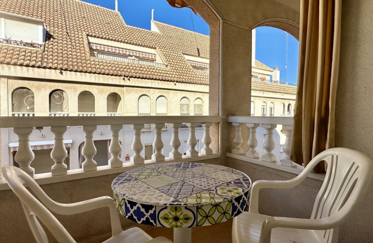 Resale - Apartment / flat - Torrevieja - Costa Blanca