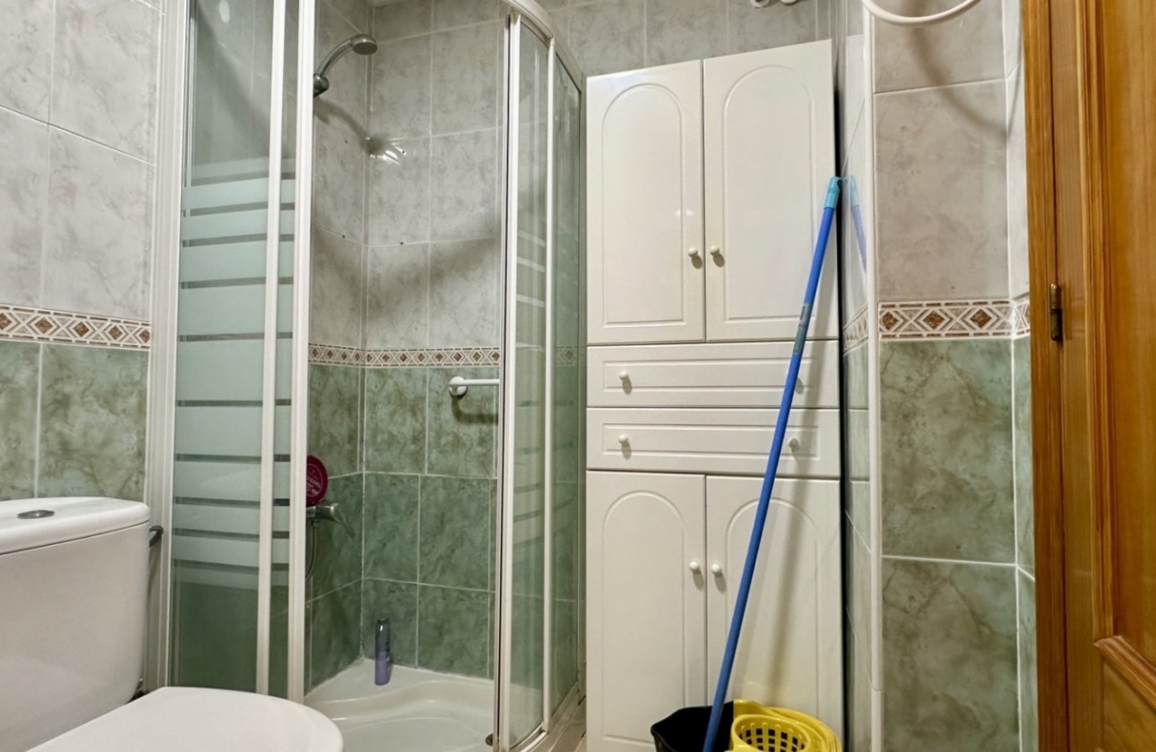 Resale - Apartment / flat - Torrevieja - Costa Blanca