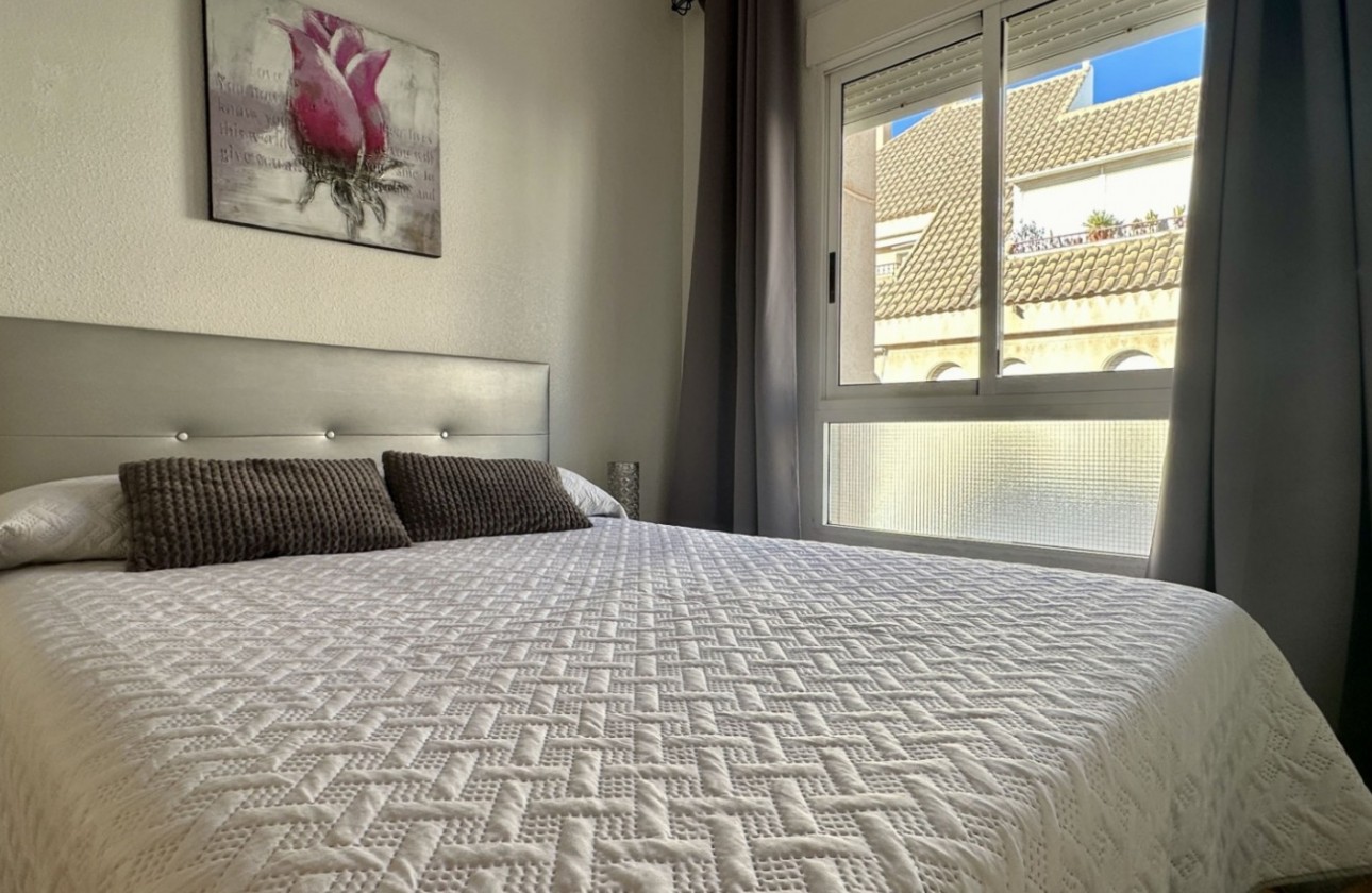 Resale - Apartment / flat - Torrevieja - Costa Blanca