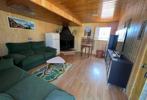 Reventa - Property - Algueña - Inland