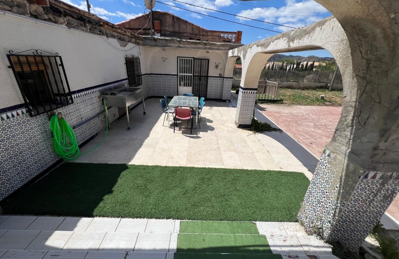 Reventa - Property - Algueña - Inland