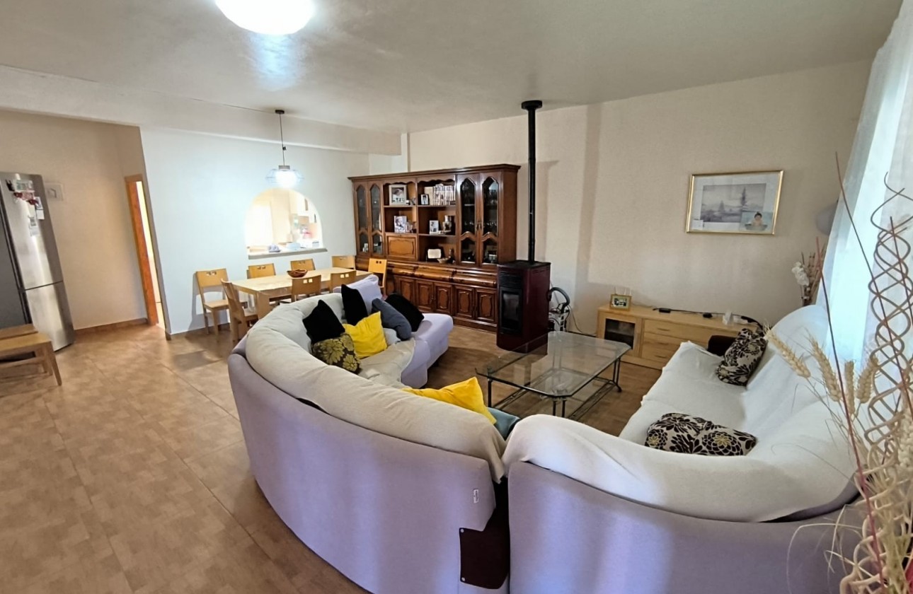 Revente - Property - Yecla - Inland