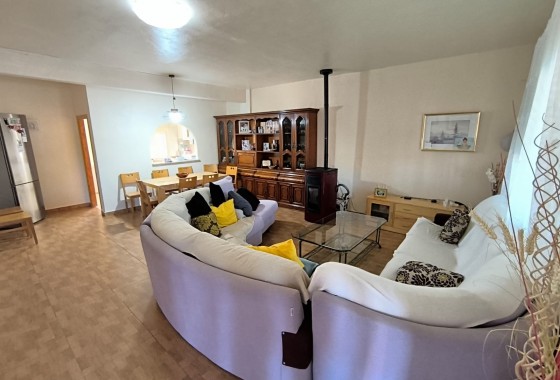 Revente - Property - Yecla - Inland