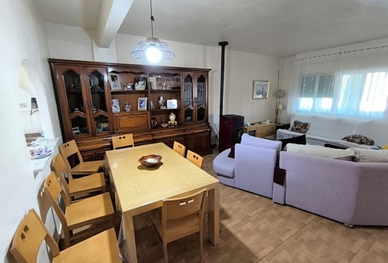 Revente - Property - Yecla - Inland