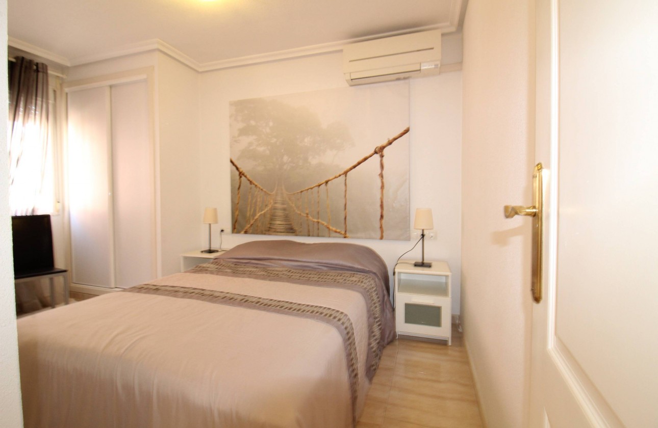 Revente - Appartement - Torrevieja - Centro