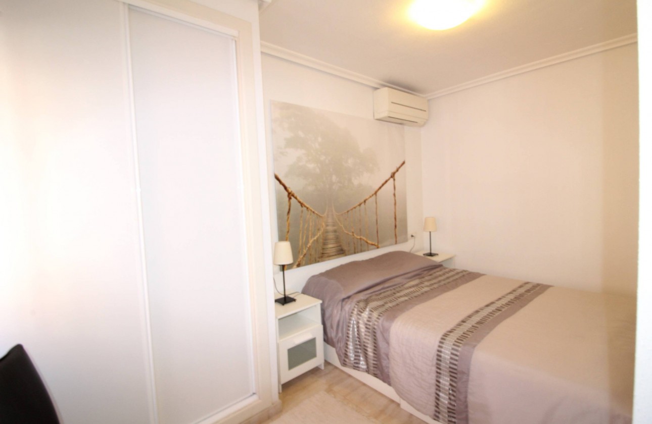 Revente - Appartement - Torrevieja - Centro