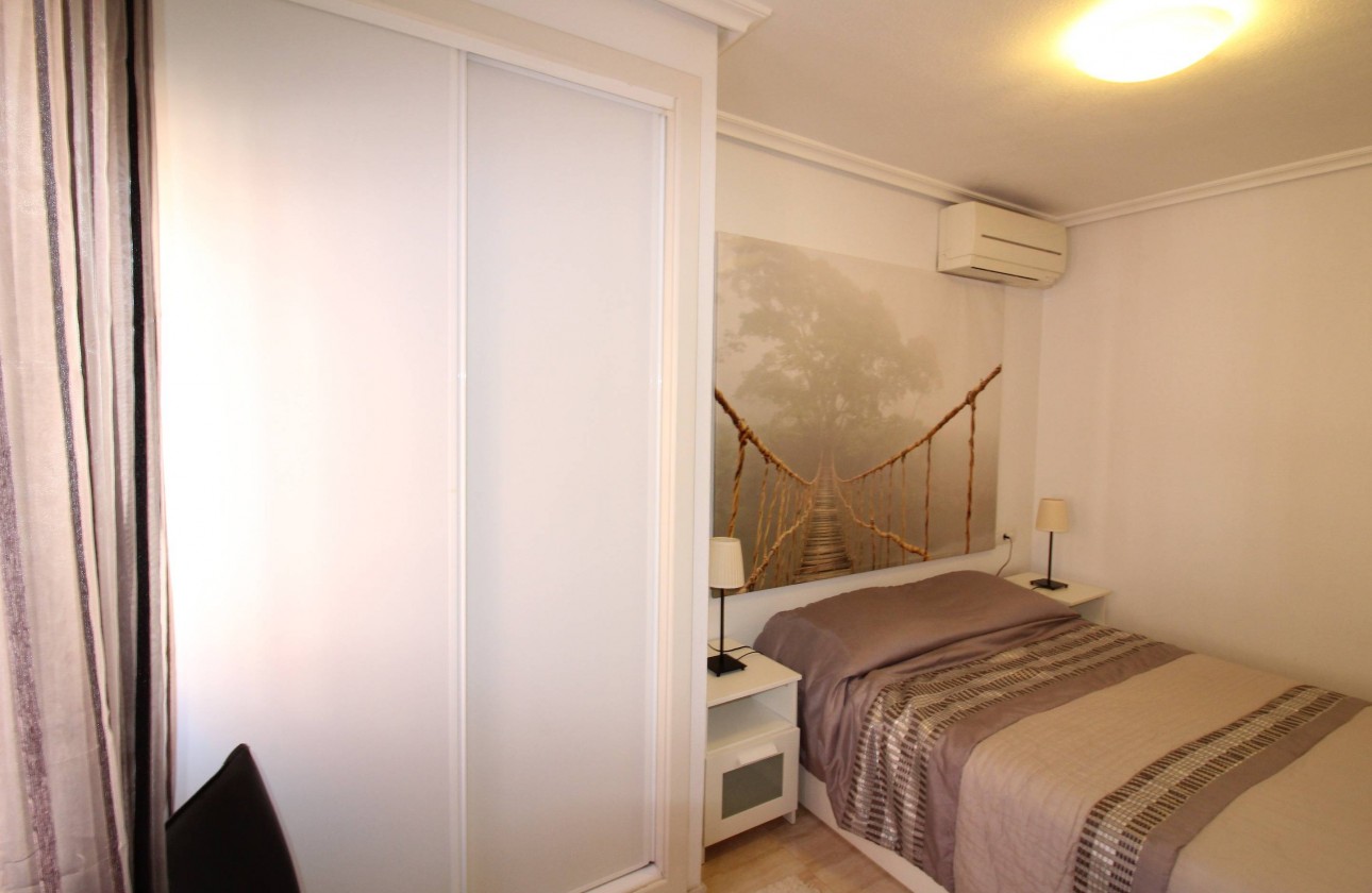 Revente - Appartement - Torrevieja - Centro
