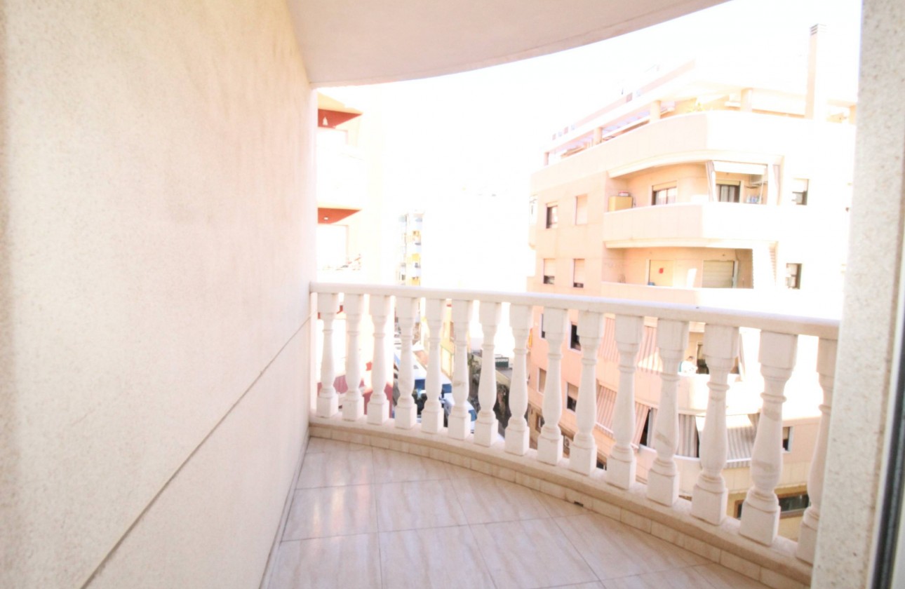 Revente - Appartement - Torrevieja - Centro