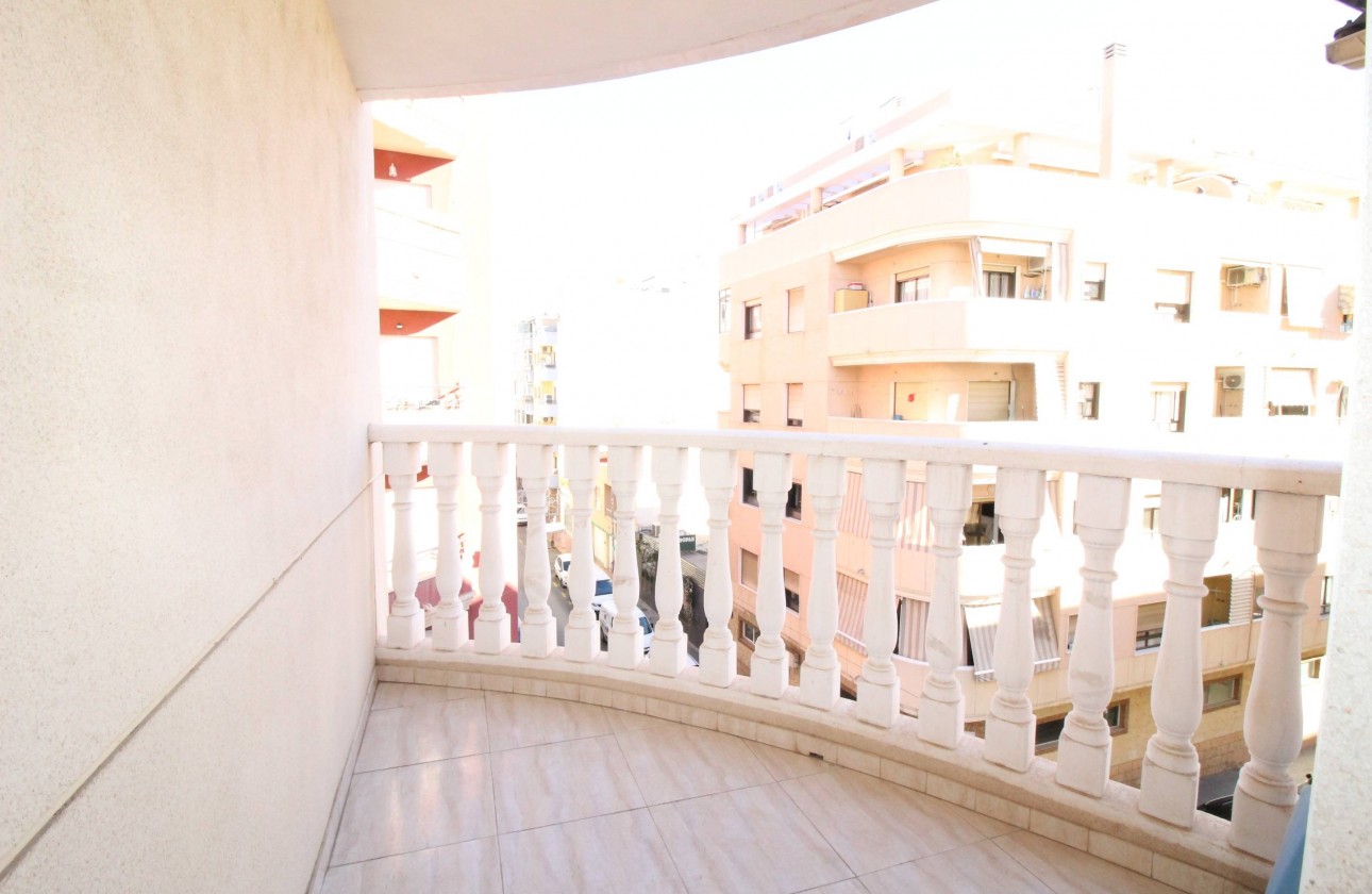 Revente - Appartement - Torrevieja - Centro
