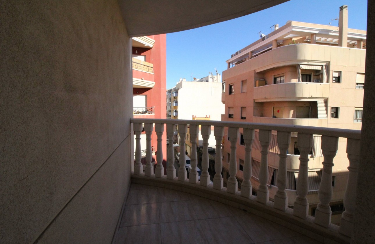 Revente - Appartement - Torrevieja - Centro