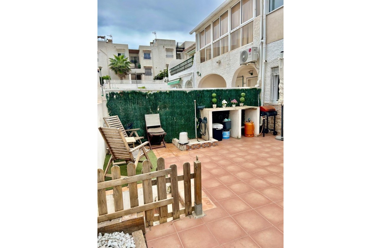 Resale - Apartment / flat - Torrevieja - Sector 25