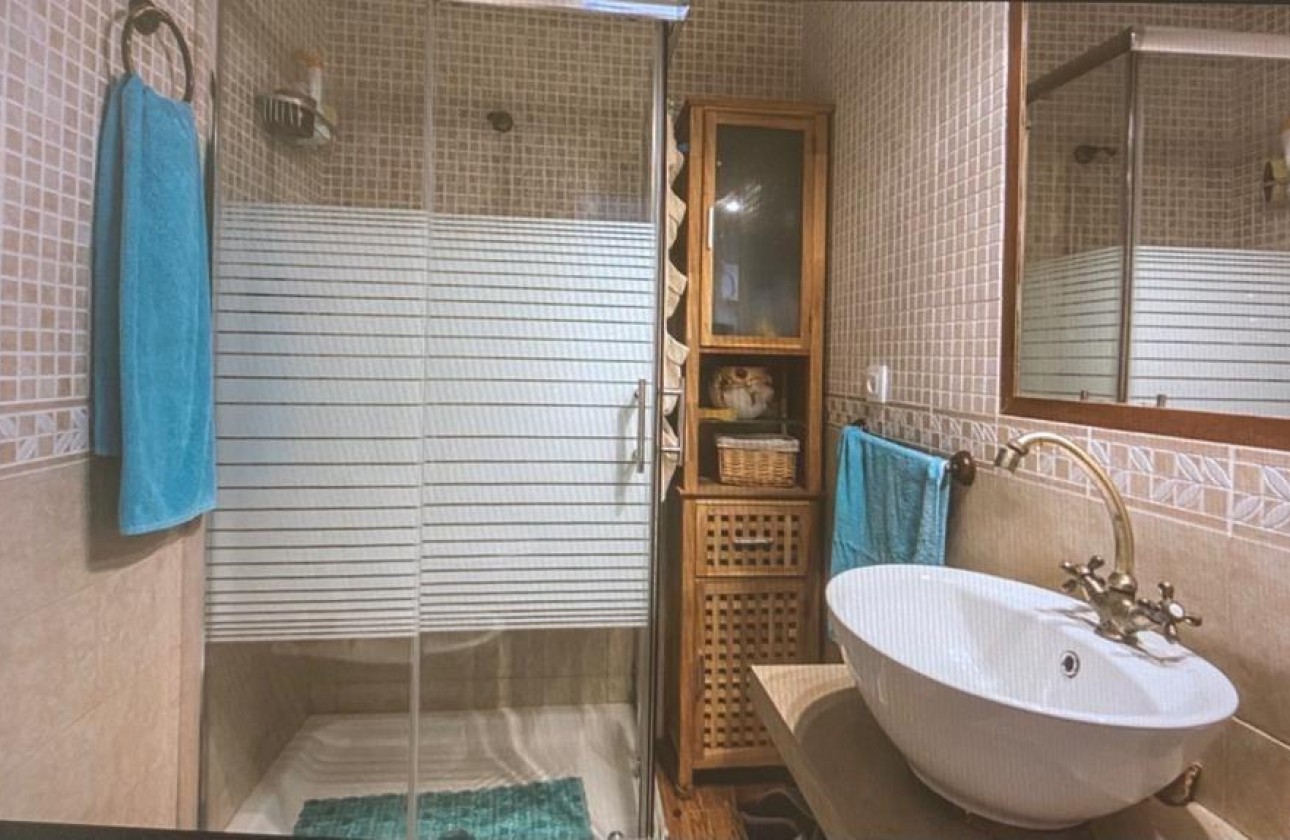 Resale - Apartment / flat - Torrevieja - Sector 25
