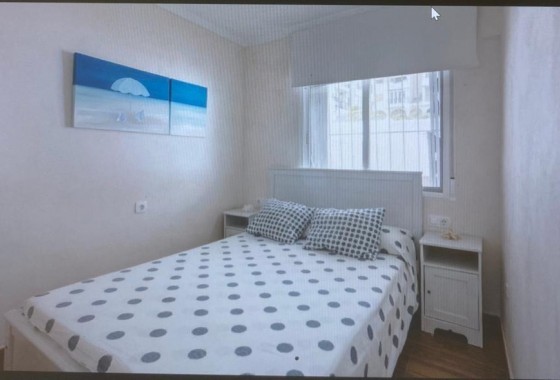 Resale - Apartment / flat - Torrevieja - Sector 25
