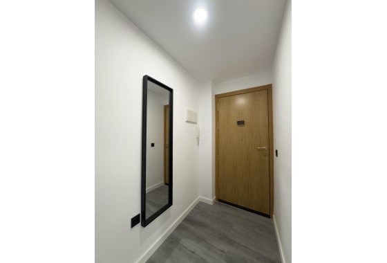 Resale - Apartment / flat - Torrevieja - Centro
