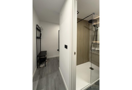 Resale - Apartment / flat - Torrevieja - Centro
