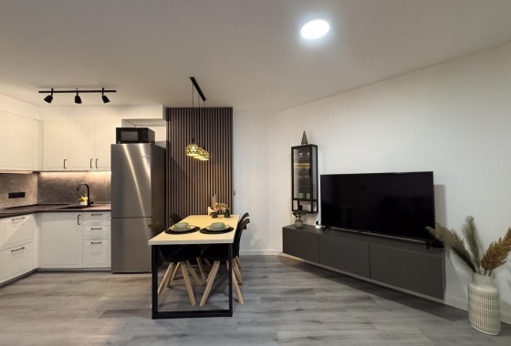 Resale - Apartment / flat - Torrevieja - Centro