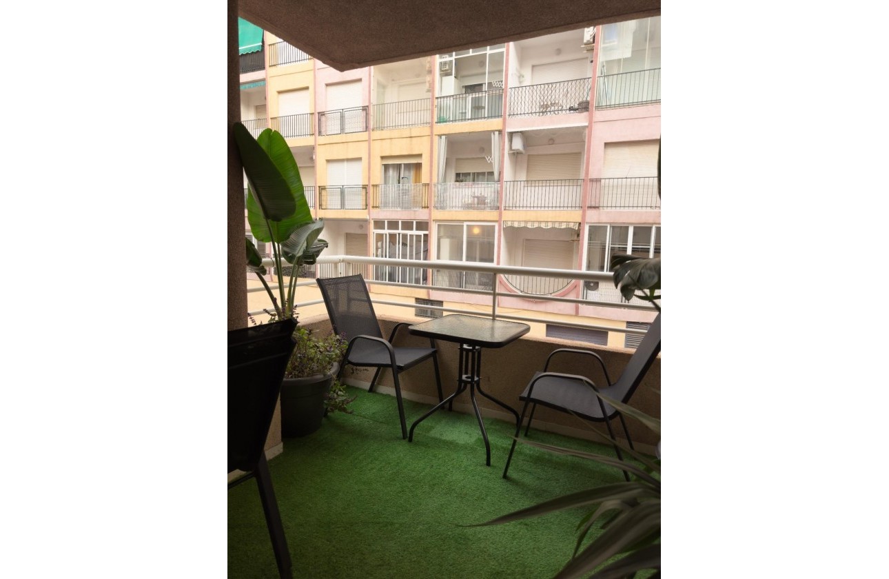 Revente - Appartement - Torrevieja - Centro