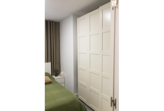 Resale - Apartment / flat - Torrevieja - Centro