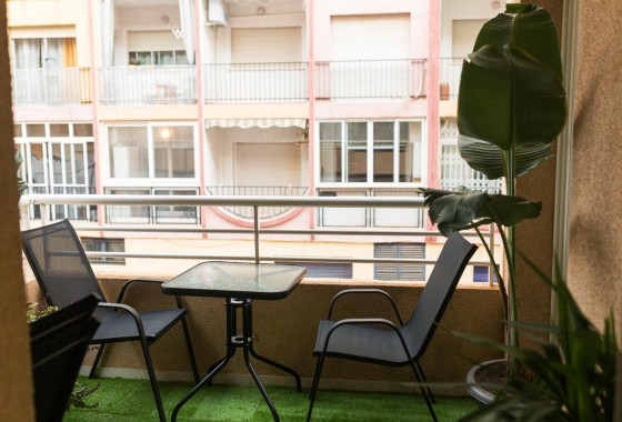 Resale - Apartment / flat - Torrevieja - Centro