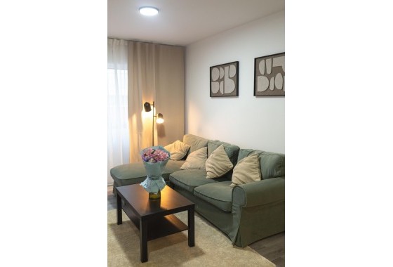 Resale - Apartment / flat - Torrevieja - Centro