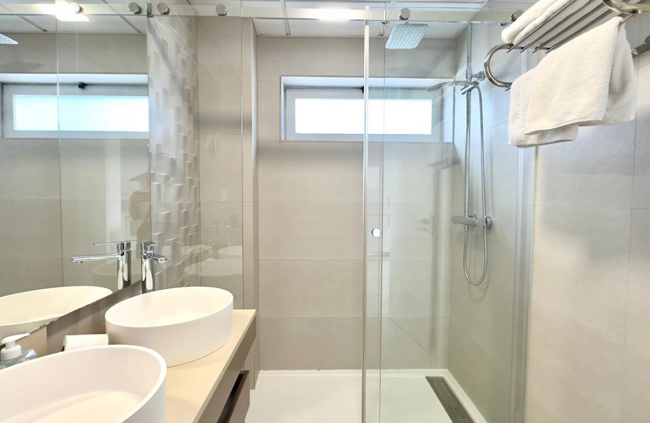 Reventa - Apartamento / piso - Finestrat