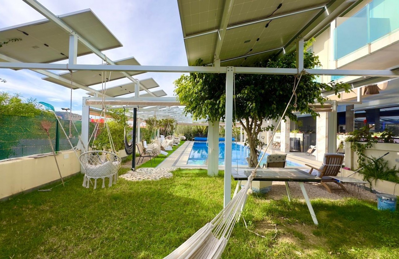 Resale - Apartment / flat - Finestrat