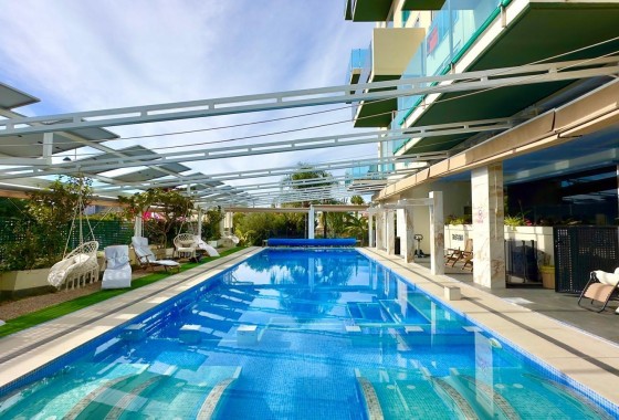 Resale - Apartment / flat - Finestrat