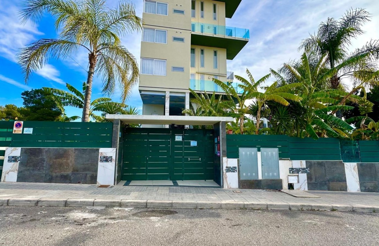 Resale - Apartment / flat - Finestrat