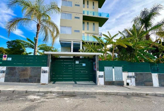 Resale - Apartment / flat - Finestrat