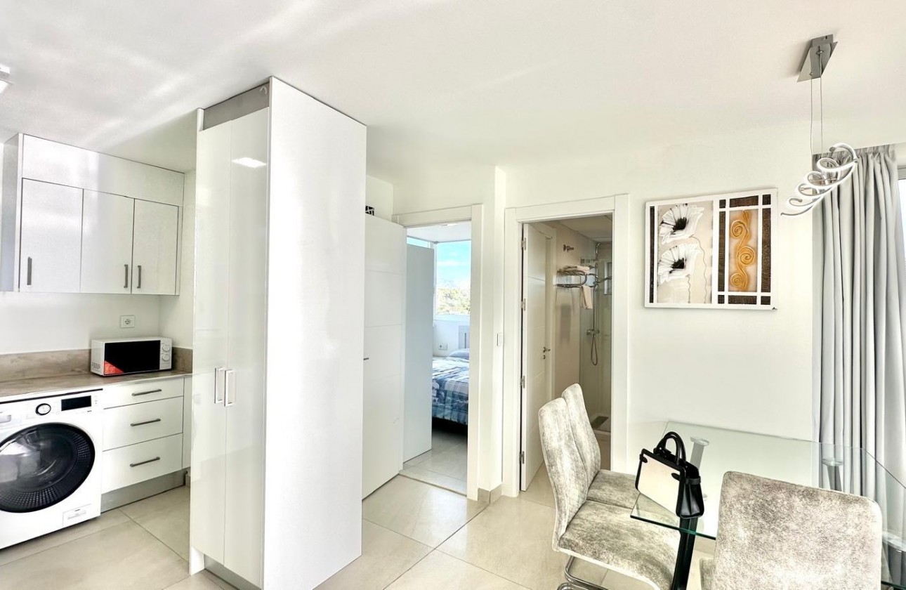 Resale - Apartment / flat - Finestrat