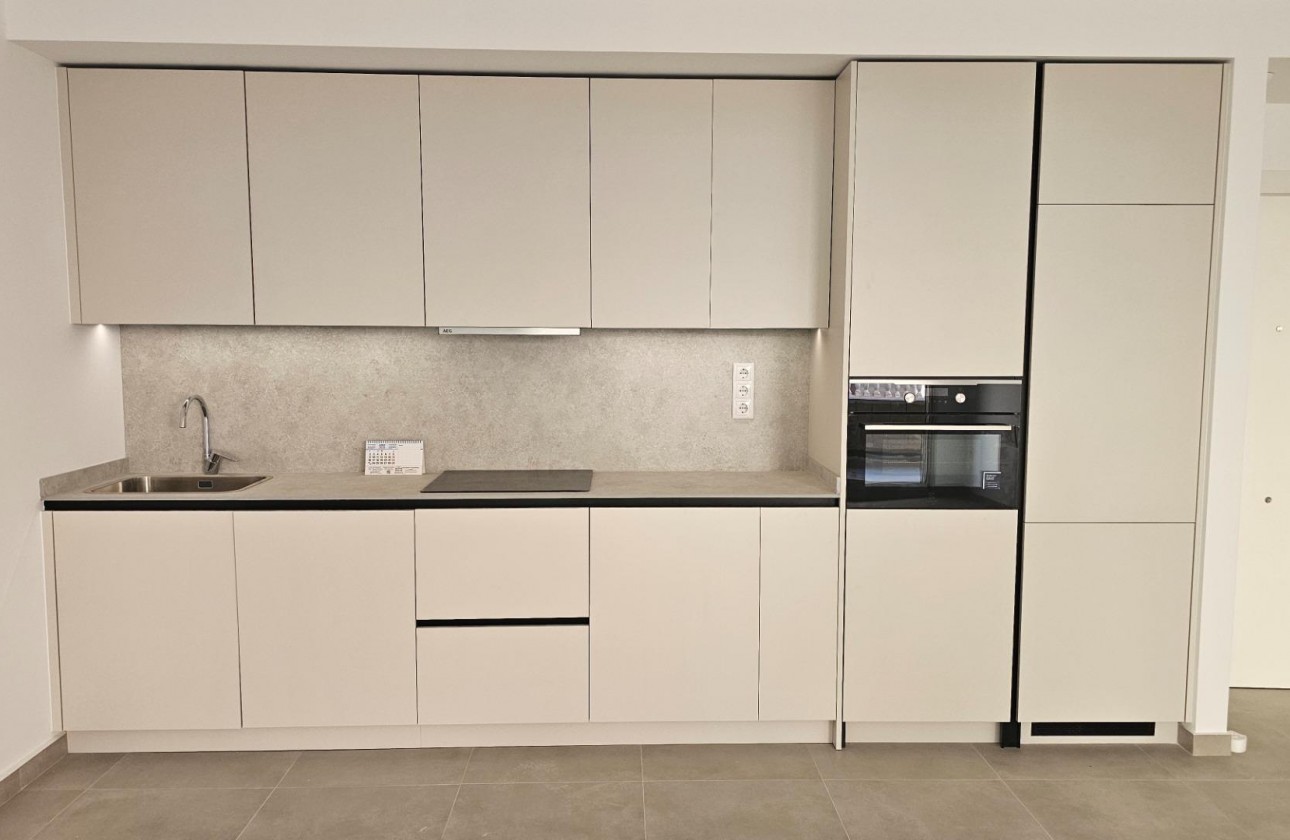 Reventa - Apartamento / piso - Torrevieja - Paseo maritimo